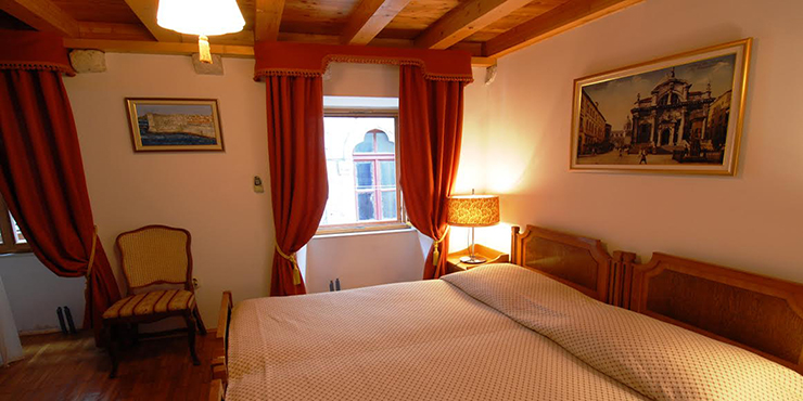 villa-ragusa-room